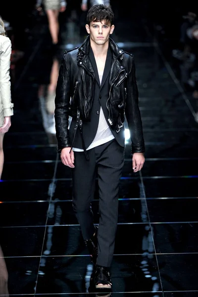 Look 31
